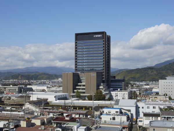 写真：静岡銀行「しずぎん本部タワー」