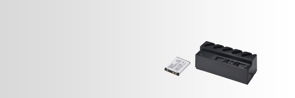 Panasonic ワイヤレスマイクロホン×2本、ワイヤレス充電器×1台 yokoproshop_wx-st700
