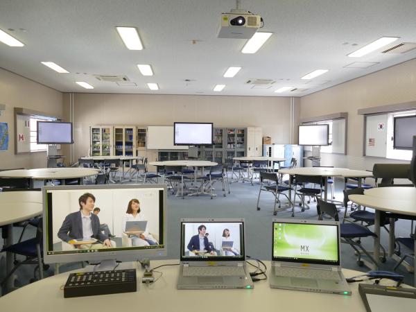画像：福岡市立福翔高等学校様 グループ学修支援システム「Acolla」、マルチメディア授業支援システム「L3StageEZV2」