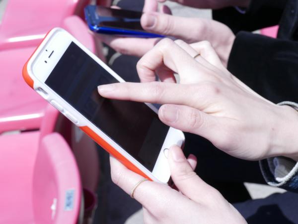 写真：指定席からスタジアムオーダーでデリバリーも可能