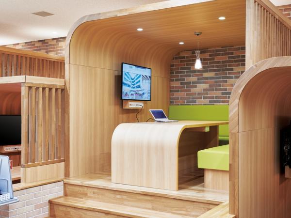 写真：9室すべてに43型ディスプレイTH-43LFE8Jを設置