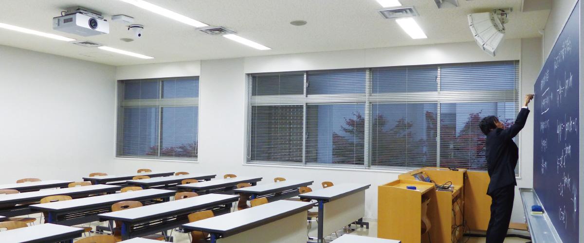 写真：星薬科大学の講義室