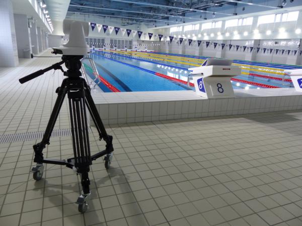 写真：練習状況に合わせてプールサイドにセッティング