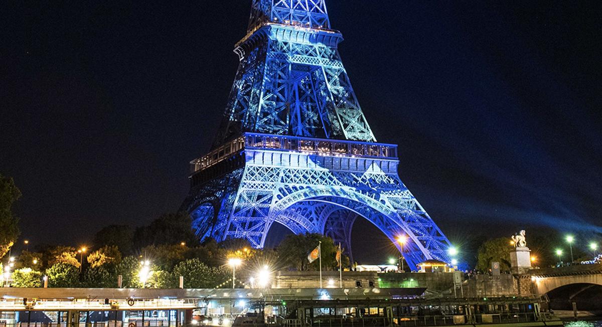 導入事例 ジャポニスム18 業務用プロジェクター パナソニック コネクト