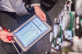 写真：FZ-G1使用イメージ