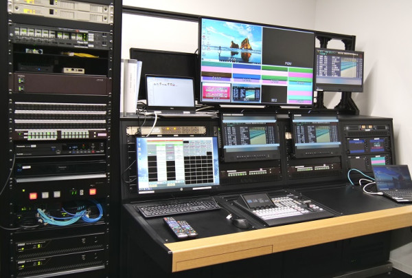 写真：送出設備