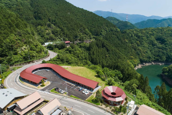 驚異のリサイクル率80%を達成した徳島県上勝町――小規模なサプライチェーンだからこそできるサーキュラーな仕組みとは