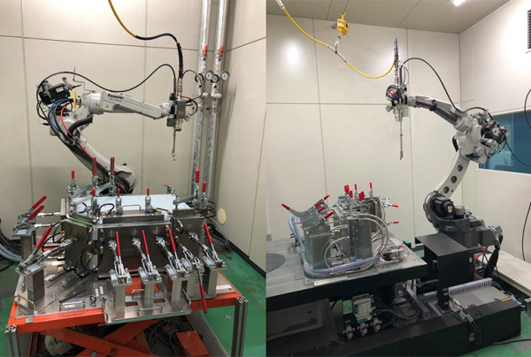 写真：加賀工場ではレーザ溶接ロボット「LAPRISS」を2式導入中