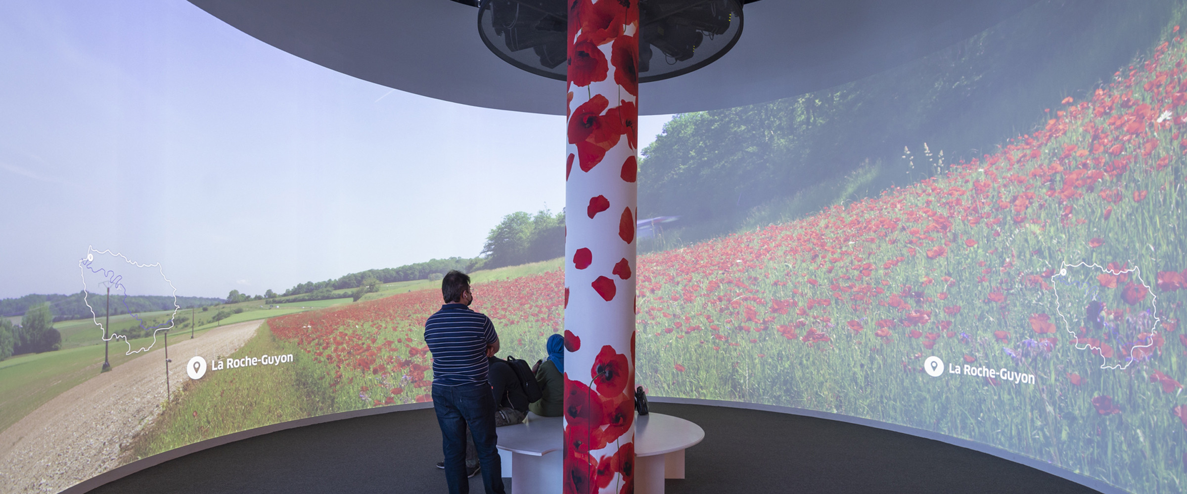 写真：プロジェクションマッピング