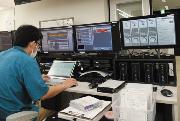 写真：ファイルベース端末