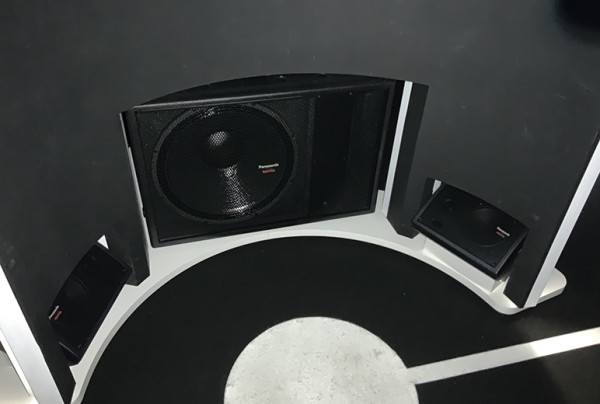 写真：パナソニック製RAMSAスピーカー