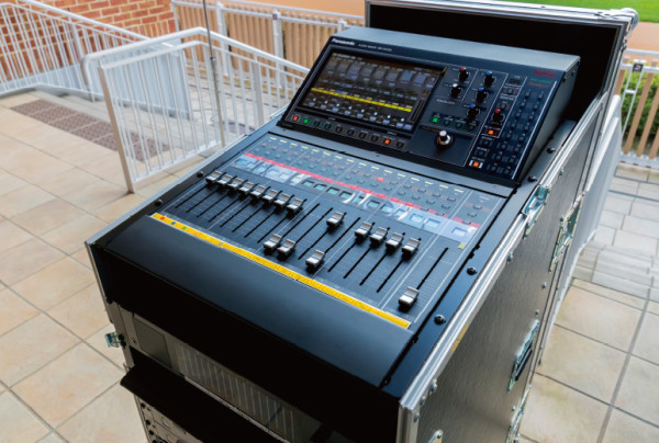 写真：WR-DX350