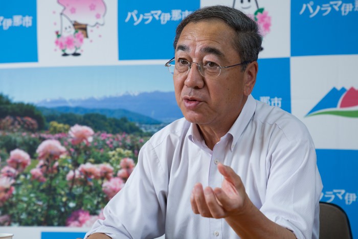 白鳥孝氏