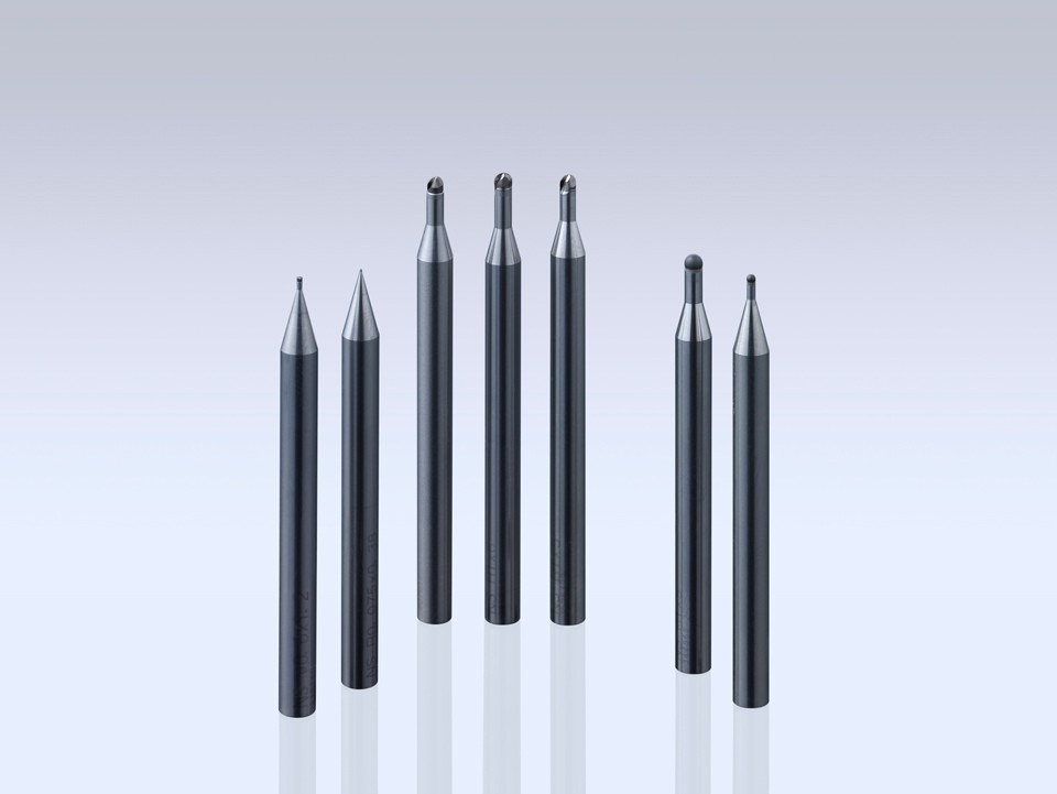 未来の道具をつくる日進工具――高精度の｢超硬小径エンドミル｣で