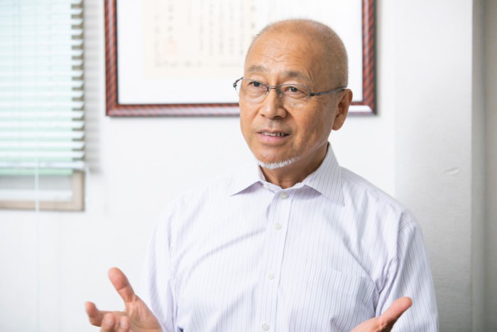 インタビューに答える林社長