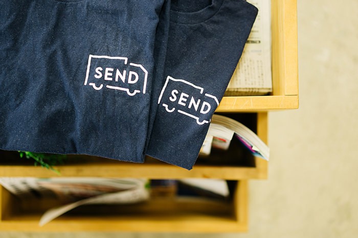 SENDのイメージTシャツ