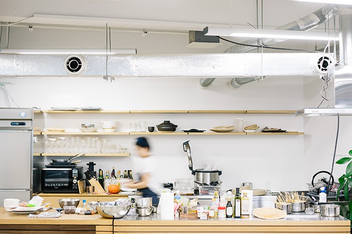 プラネット・テーブル社内のキッチン