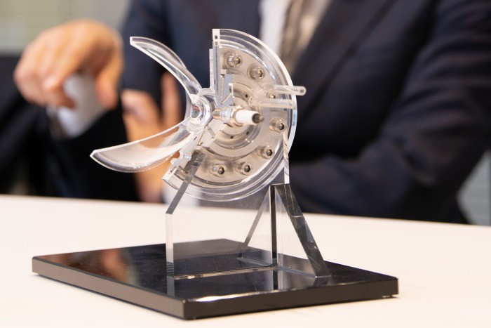 ロケットエンジンの燃料噴射装置（インジェクター）