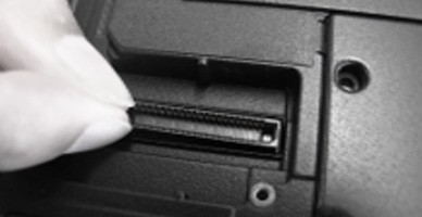 挿抜パーツのフローティング構造