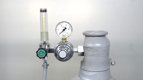 ガスと調整器についてご紹介します