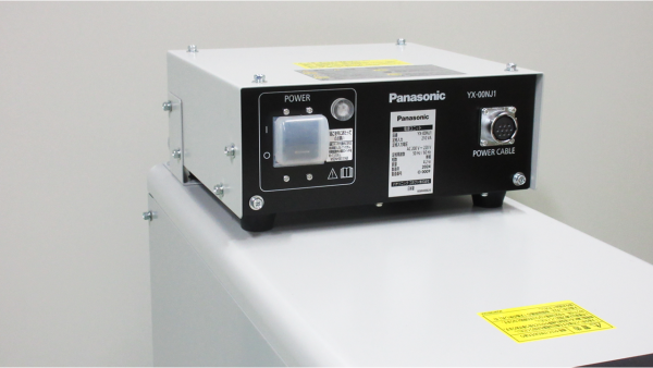 制御装置の全面部です