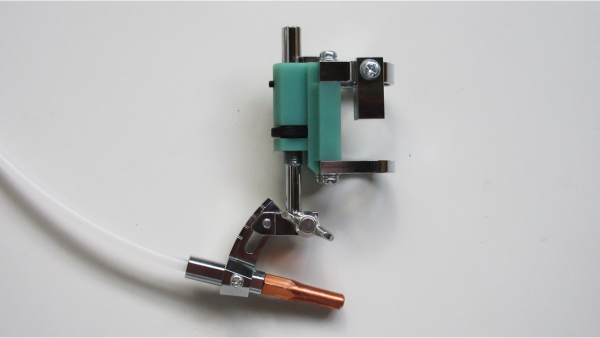 フィラー金具の写真です