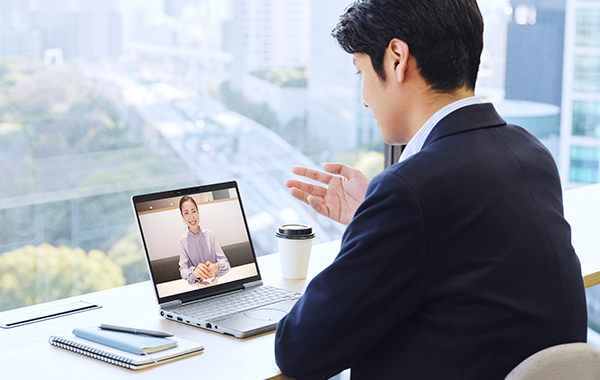 社内でWeb会議