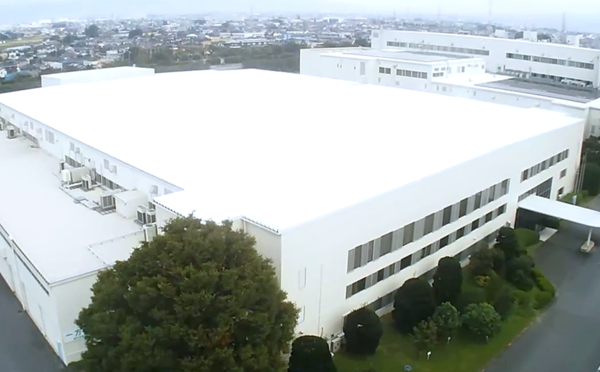パナソニック コネクトの甲府事業所が40周年を迎える 