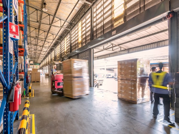 物流業界を見据えた課題と解決