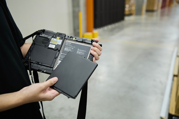 写真：タフブック