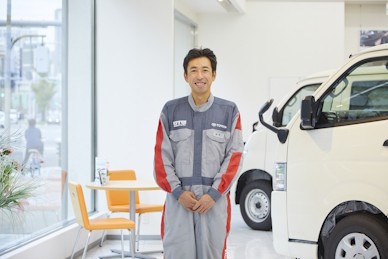 ⼤阪トヨペット株式会社　サービスエンジニア　⼭中 智也様