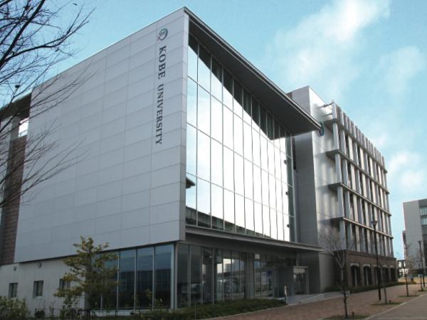写真：国立大学法人 神戸大学 計算科学教育センター様