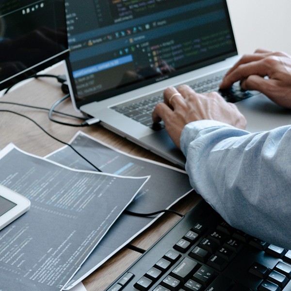 システム検証サービス