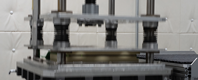 100kgf加圧振動試験