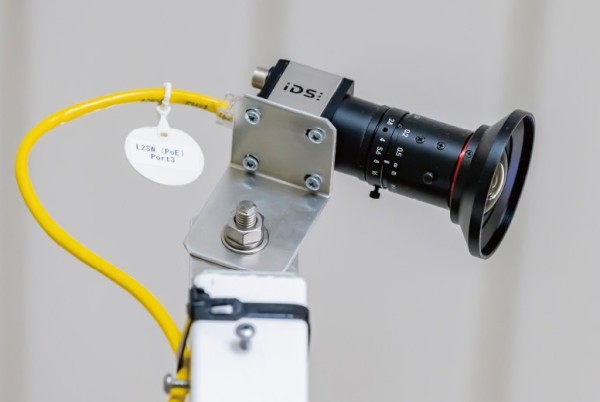 映像ずれ調整用の小型カメラ