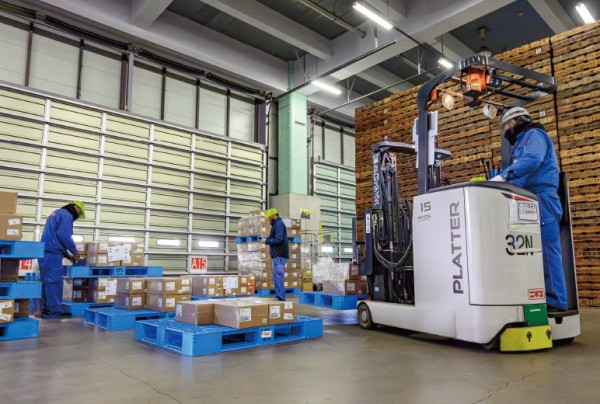 入荷・検品作業はLPNにより荷姿単位でのトラッキングが可能。検品の精度や速度が向上しています。