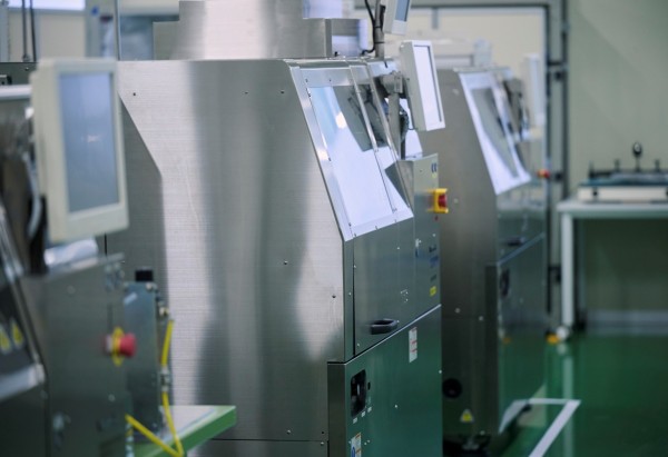 半導体実証センター