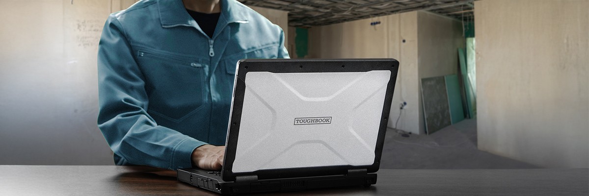 現場で3D CAD操作が可能な高い性能と操作性