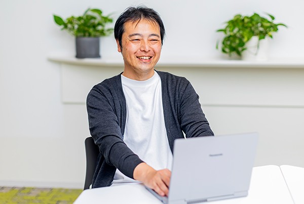 エーザイ株式会社　グローバルデジタル業務改革本部　日本・EAGSリージョン　プラットフォーム変革ユニット　デバイス管理グループ　中井 大介様※所属は納入時のものです。