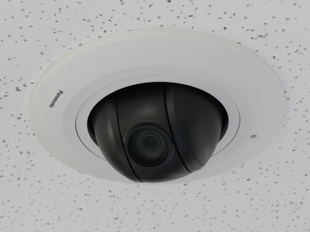 写真:屋内プリセットコンビネーションネットワークカメラ WV-SC387A 11台