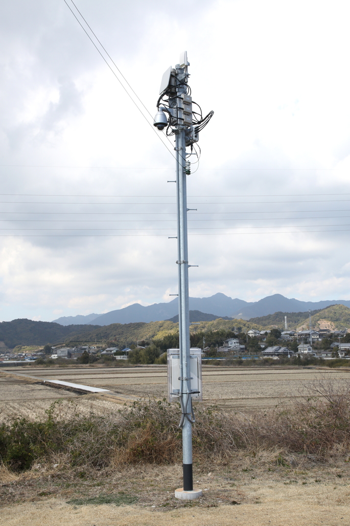 写真:津波監視ネットワークカメラ・Wi-Fi