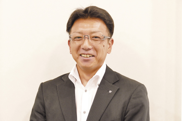 写真：株式会社 栃木銀行 東京支店 支店長代理 鈴木 貴志 様