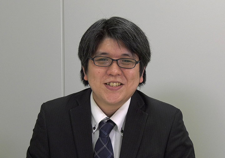 写真:営業本部 営業二部 主任 竹内将司様