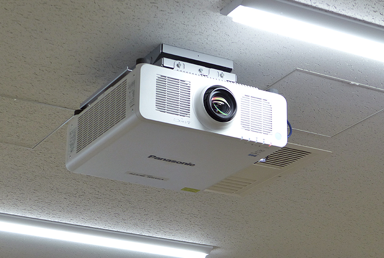 写真：PT-RZ690JLW