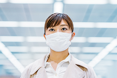 マスク・サングラス着⽤時 の認証対応