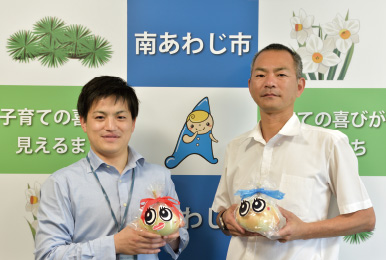 南あわじ市役所 危機管理部 危機管理課 係長 奈良 雄規様(右) 南あわじ市役所 危機管理部 危機管理課 主事 沖 冴紀 様(左)