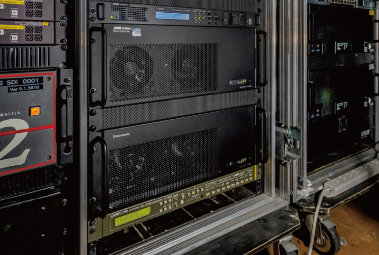 メインフレームKairos Core 2000を2台使用